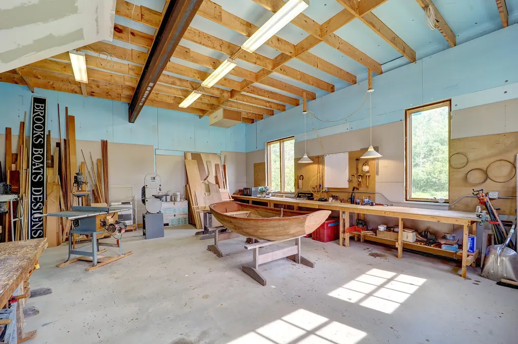 831 Reach Road Brooklin ME 04616