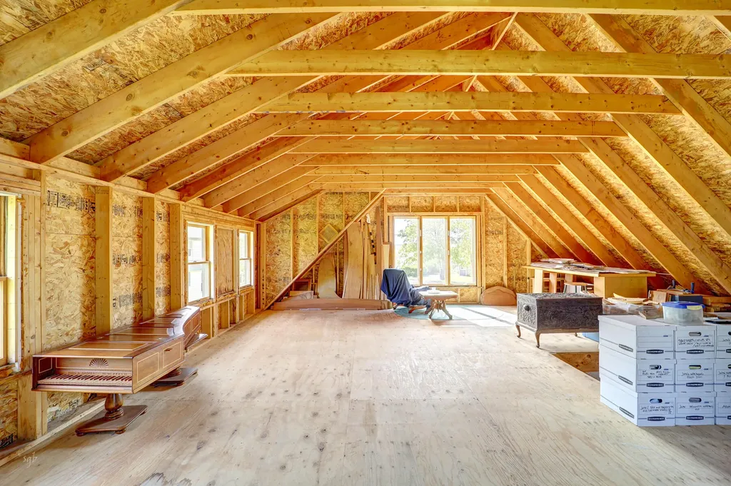 831 Reach Road Brooklin ME 04616