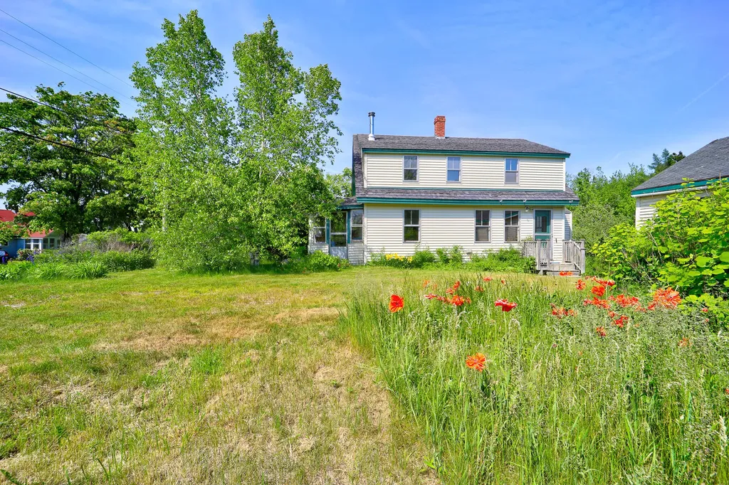 831 Reach Road Brooklin ME 04616