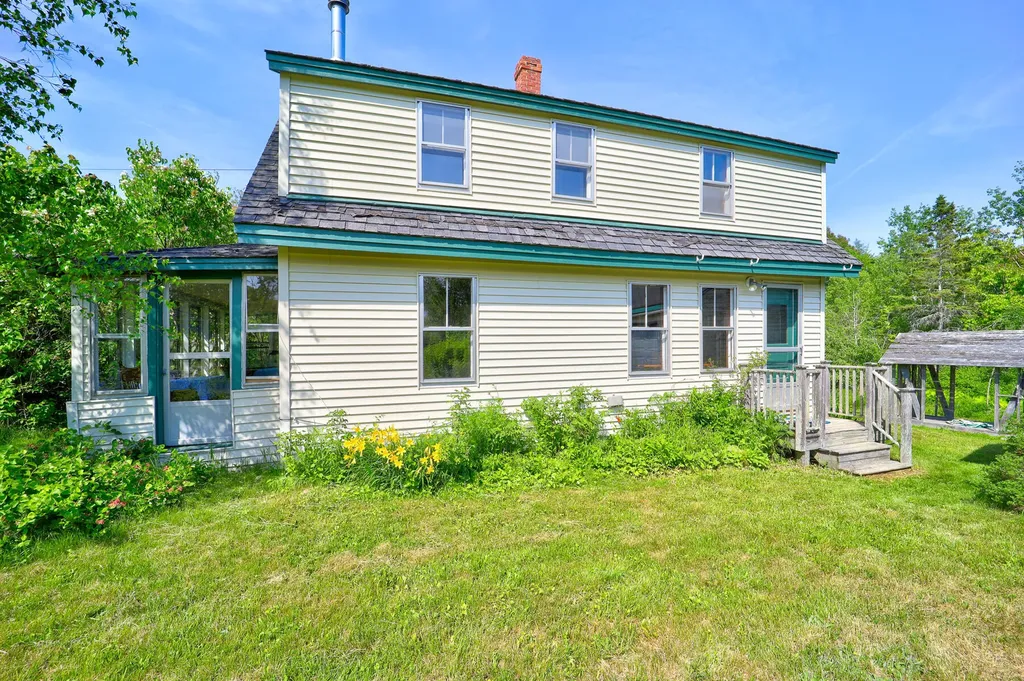 831 Reach Road Brooklin ME 04616