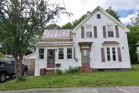9 Oak Street Skowhegan ME 04976