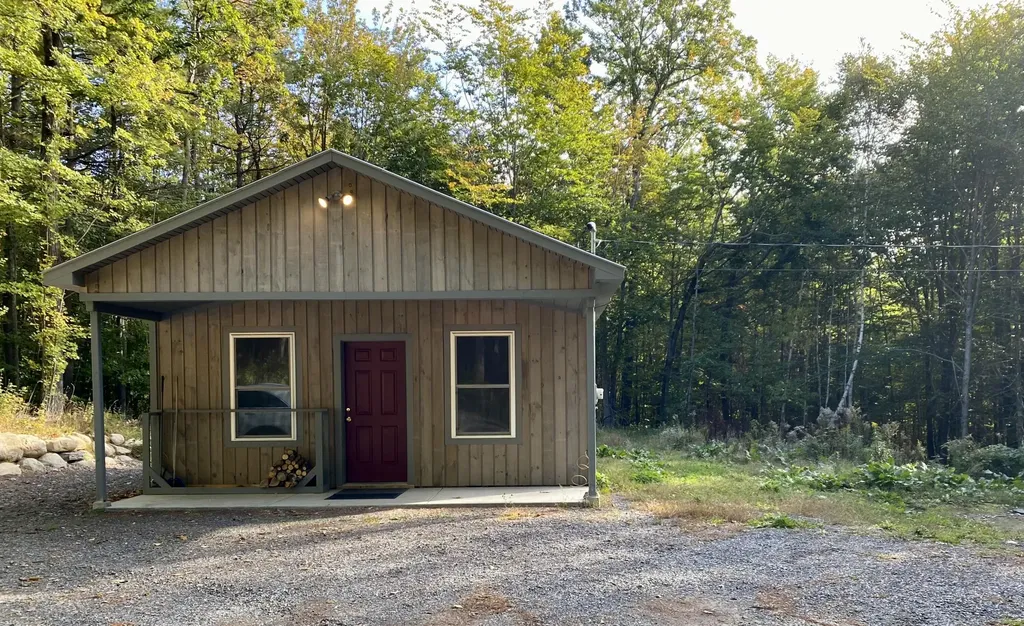 28 Sunflower Lane Sidney ME 04330