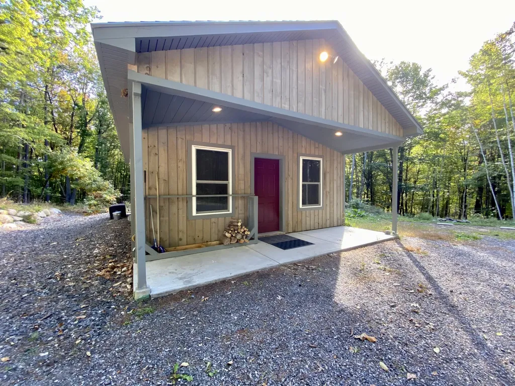 28 Sunflower Lane Sidney ME 04330