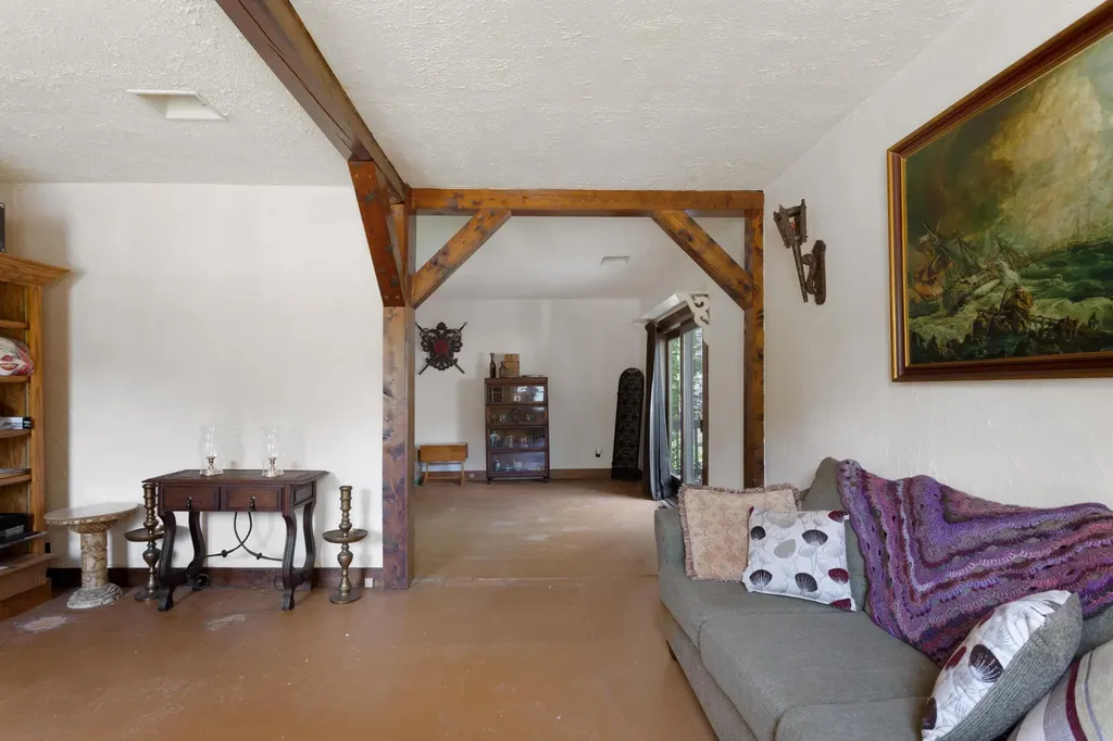 198 Taunton Drive Sullivan ME 04664