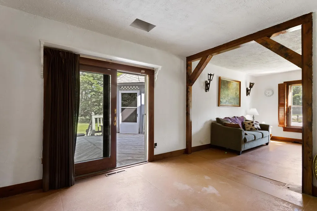 198 Taunton Drive Sullivan ME 04664