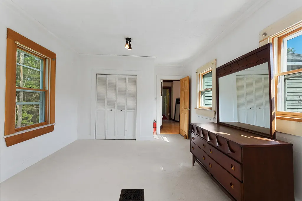 198 Taunton Drive Sullivan ME 04664