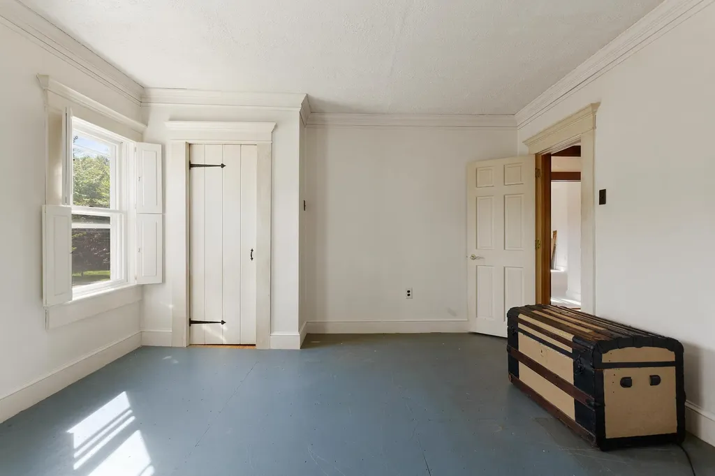 198 Taunton Drive Sullivan ME 04664