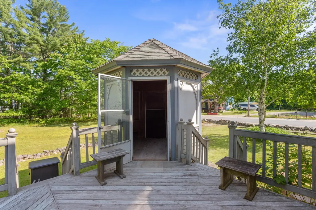 198 Taunton Drive Sullivan ME 04664