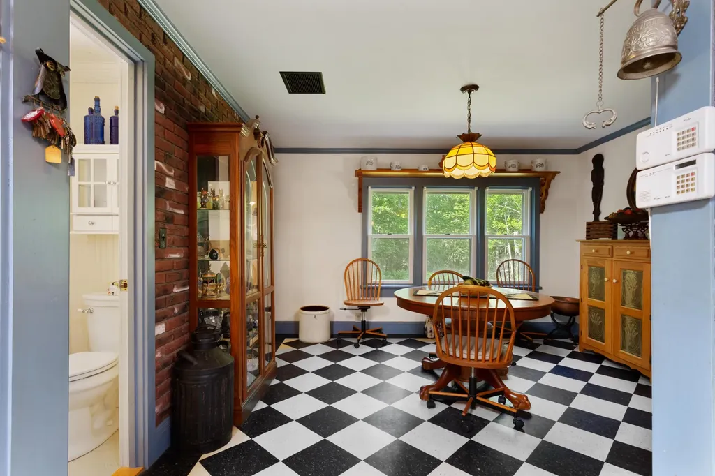 198 Taunton Drive Sullivan ME 04664
