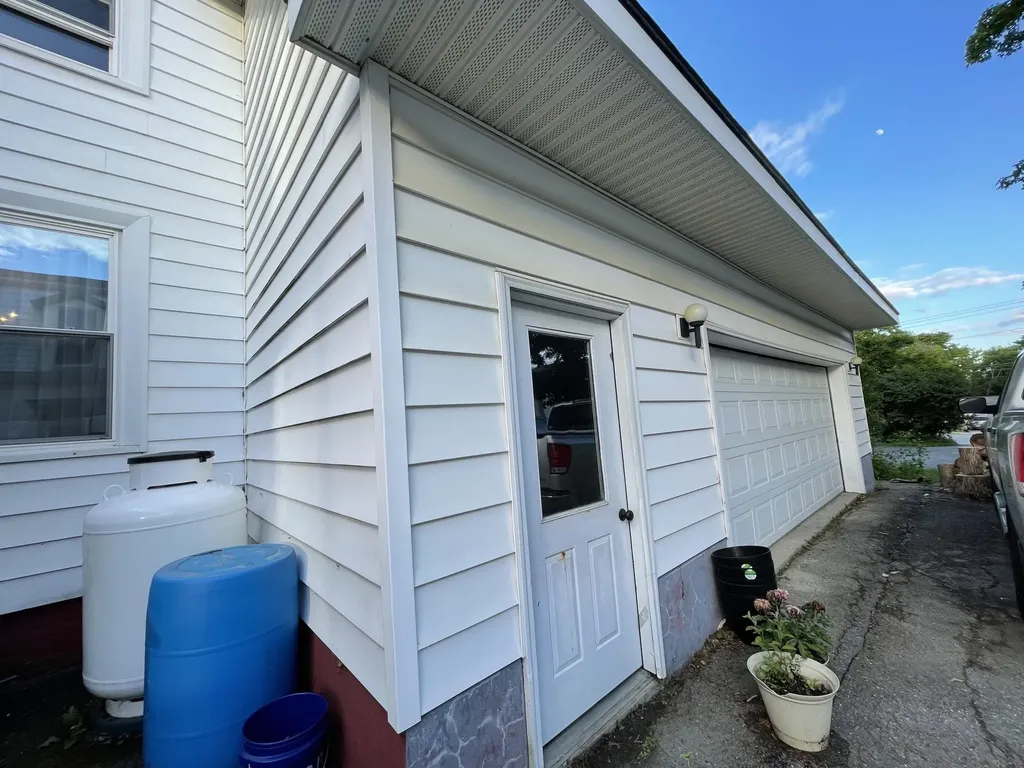 9 Prospect Street Brewer ME 04412