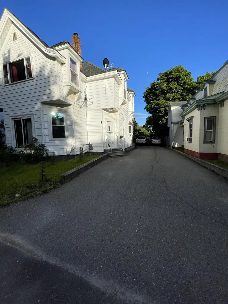 9 Prospect Street Brewer ME 04412