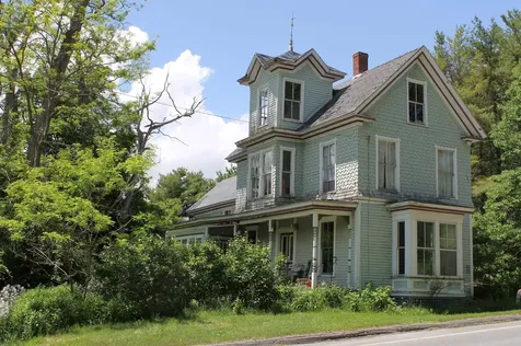 1 Jewell Street Brooks ME 04921