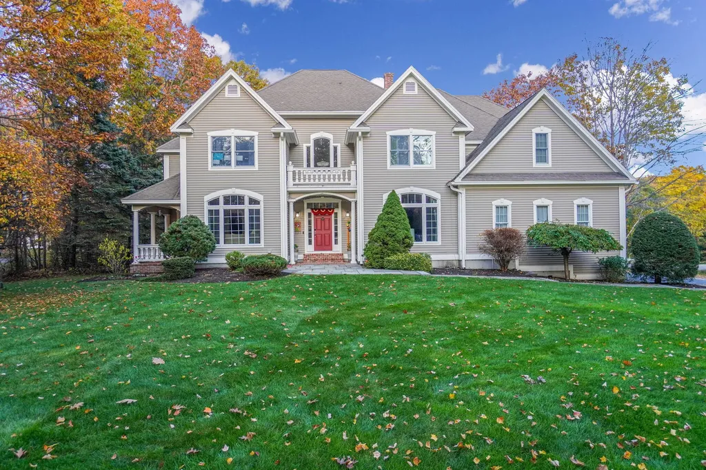 2 Spruce Lane Falmouth ME 04105
