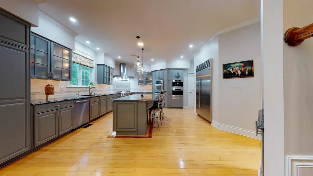 2 Spruce Lane Falmouth ME 04105