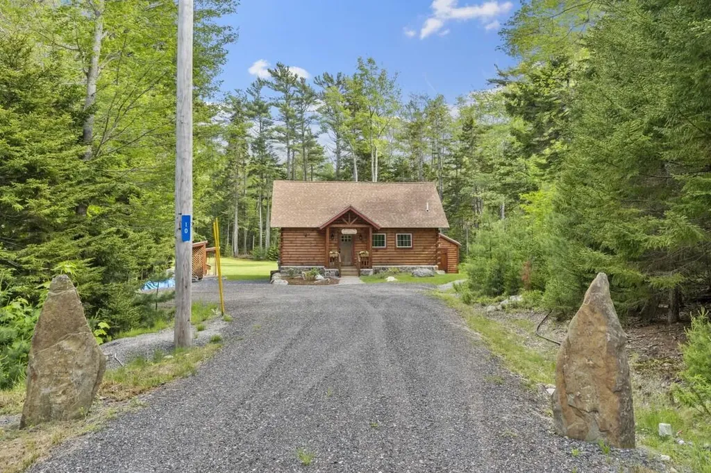 10 Beach Path Road Boothbay Harbor ME 04538