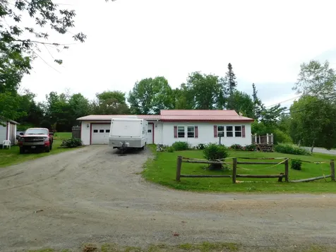 230 Todds Corner Road Saint Albans ME 04971