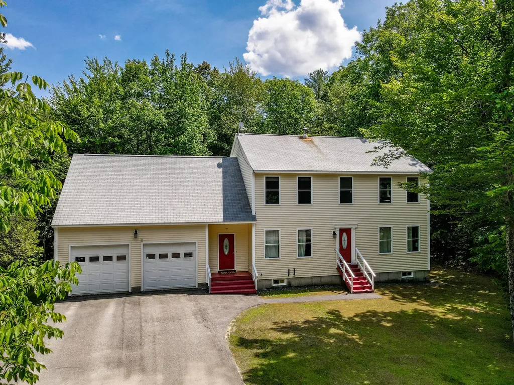 127 Mary Lane Oakland ME 04963