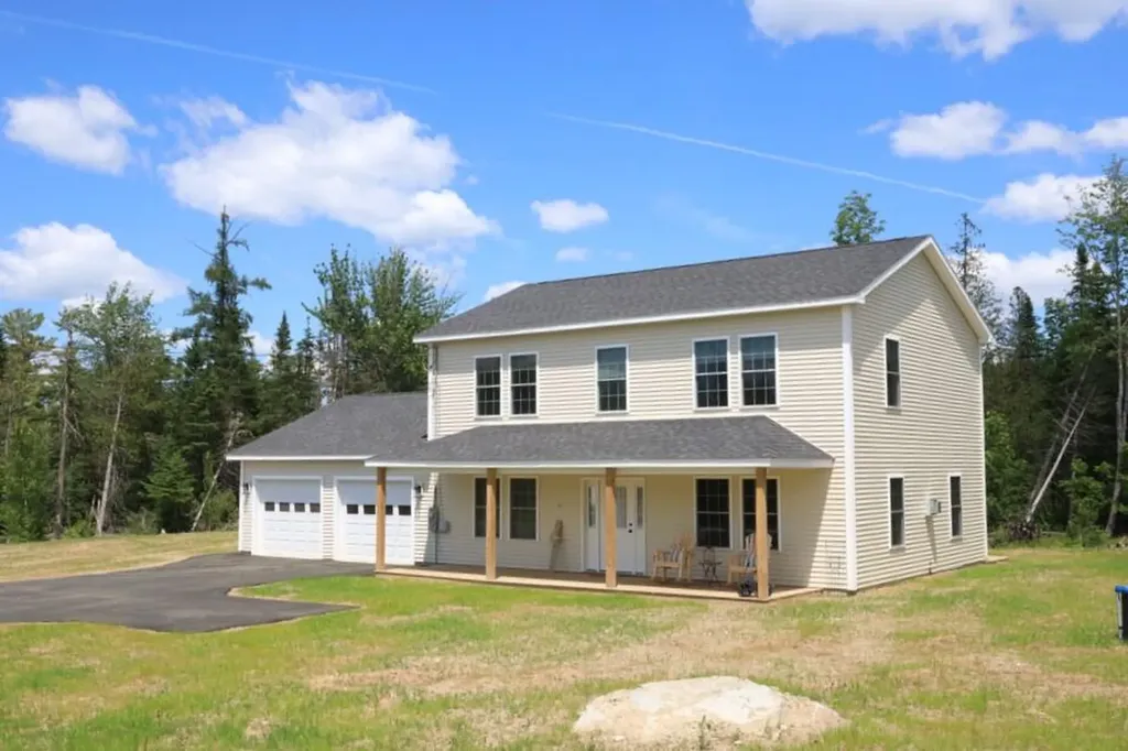 40 Magnolia Hill Road Bangor ME 04401