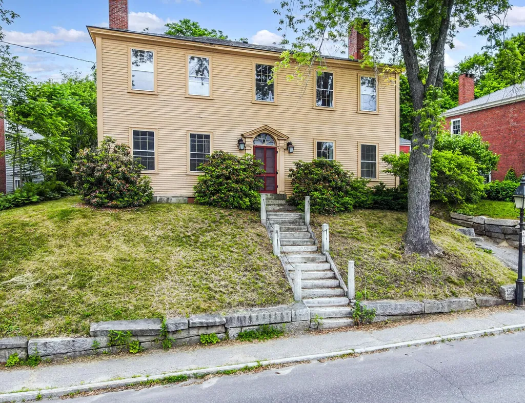 91 Second Street Hallowell ME 04347