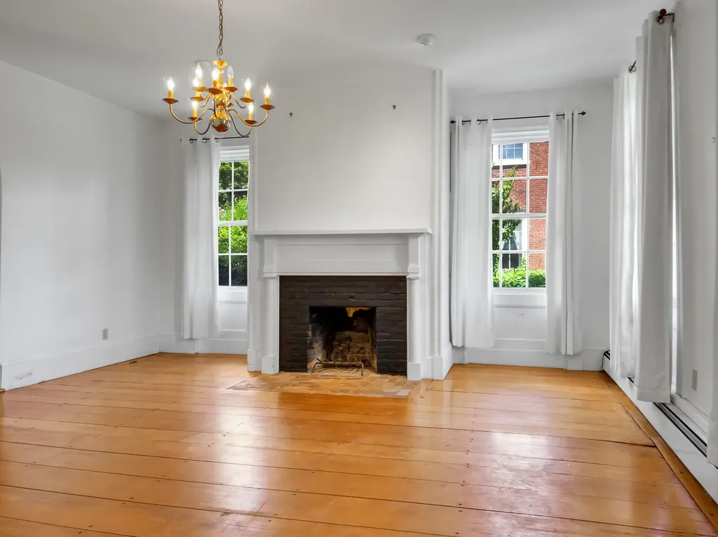 91 Second Street Hallowell ME 04347