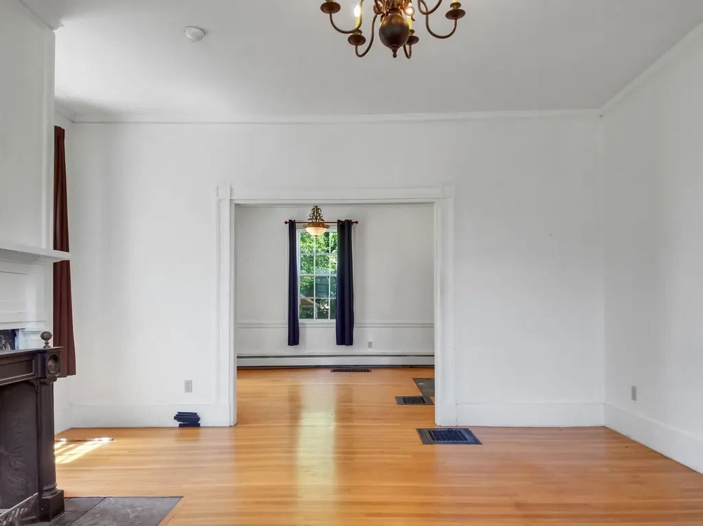 91 Second Street Hallowell ME 04347