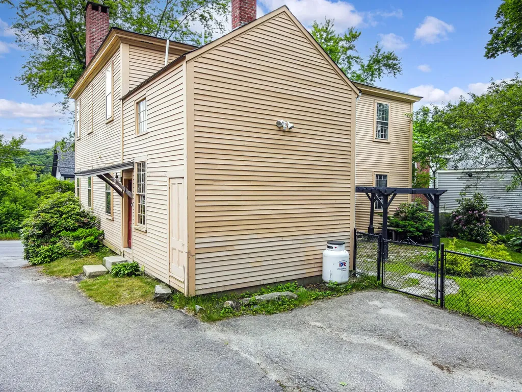 91 Second Street Hallowell ME 04347