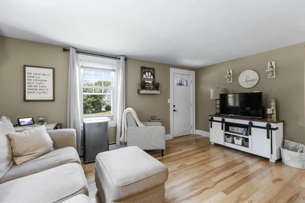 20 Libby Street Scarborough ME 04074