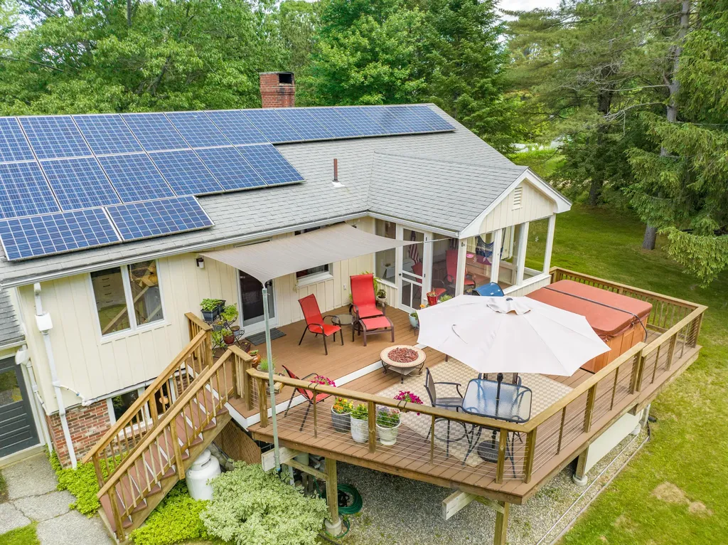 9 Tidal Brook Road Freeport ME 04032