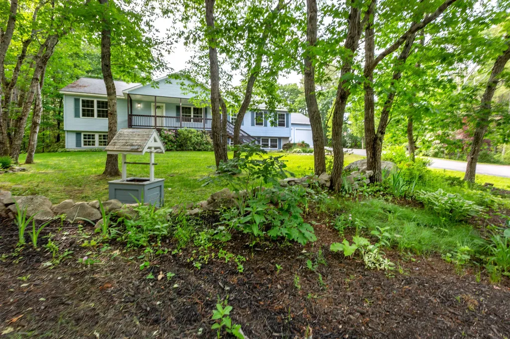16 Harding Road Brunswick ME 04011