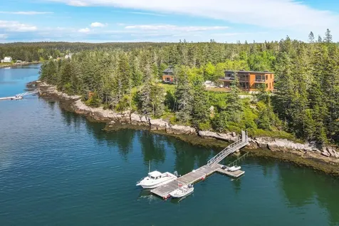 129 Dyers Island Road Vinalhaven ME 04863