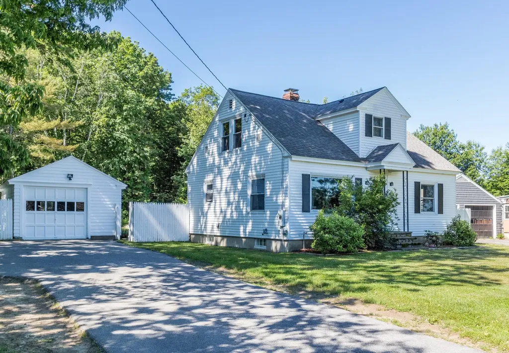 256 Pool Street Biddeford ME 04005
