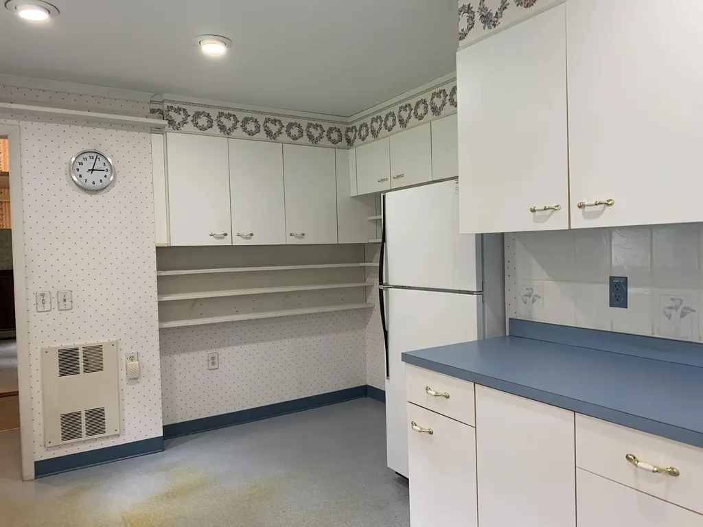 35 Dunning Boulevard Bangor ME 04401