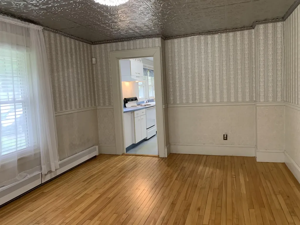 35 Dunning Boulevard Bangor ME 04401