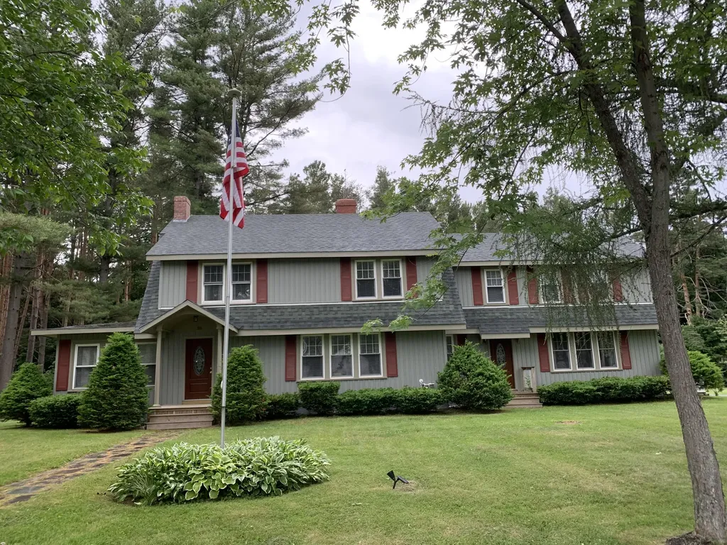 35 Dunning Boulevard Bangor ME 04401