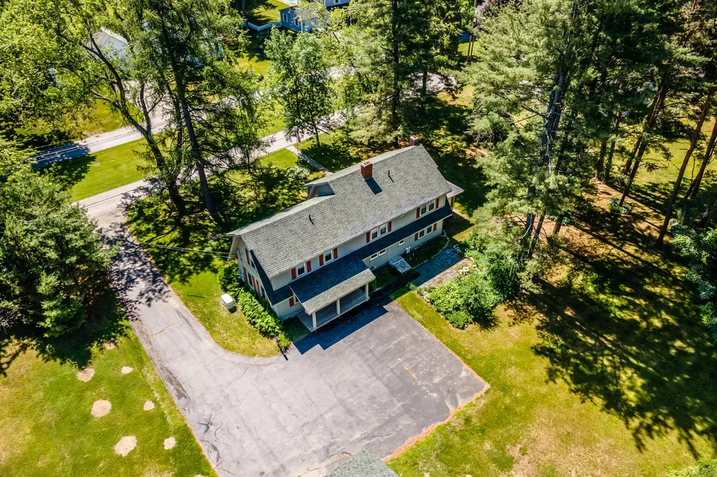 35 Dunning Boulevard Bangor ME 04401