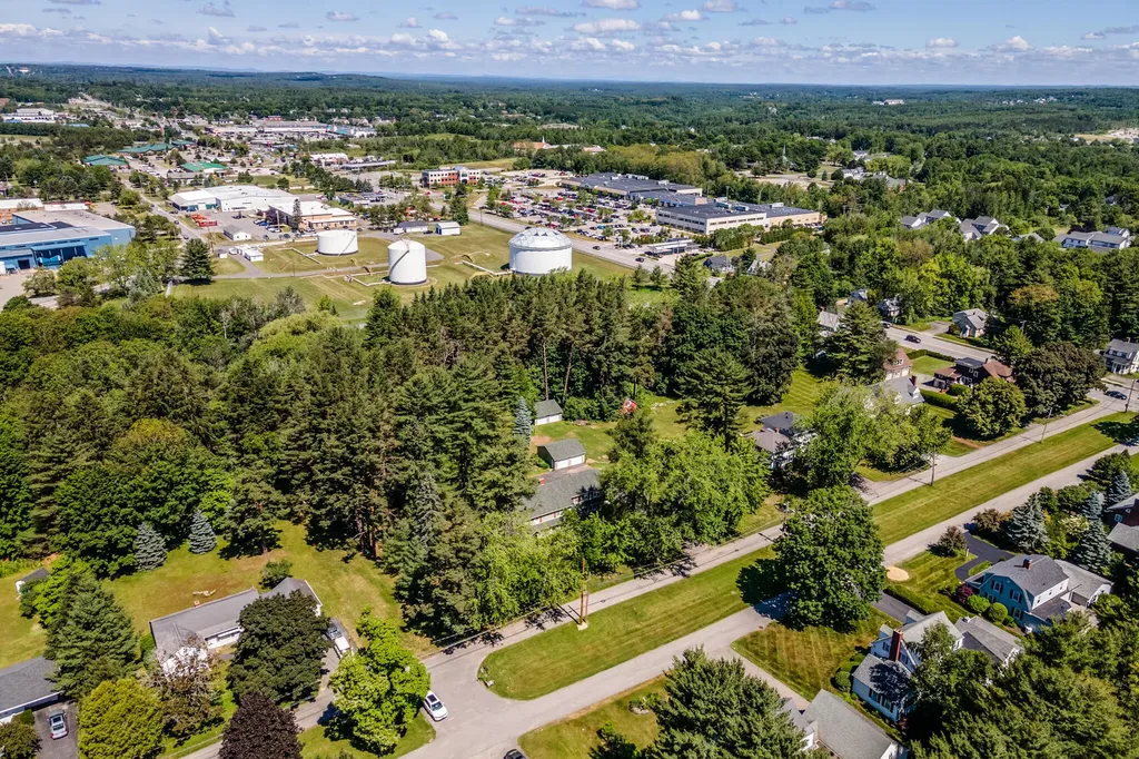 35 Dunning Boulevard Bangor ME 04401