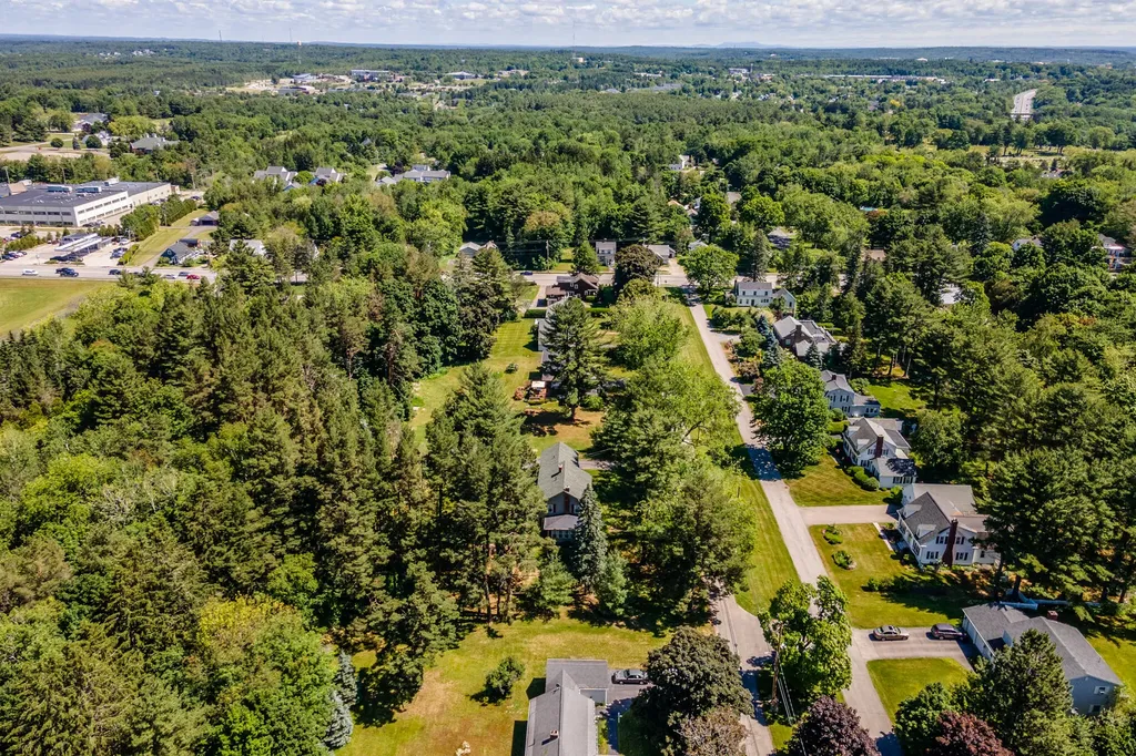 35 Dunning Boulevard Bangor ME 04401