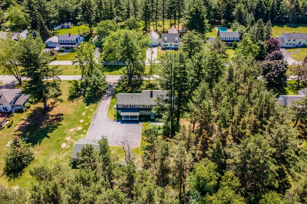 35 Dunning Boulevard Bangor ME 04401