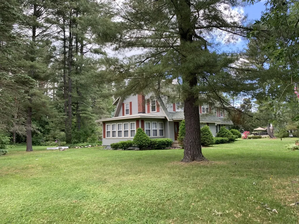 35 Dunning Boulevard Bangor ME 04401