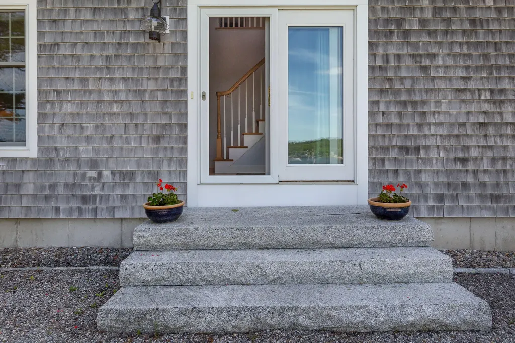 33 Herbert Drive Phippsburg ME 04562