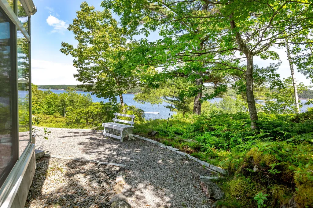 33 Herbert Drive Phippsburg ME 04562
