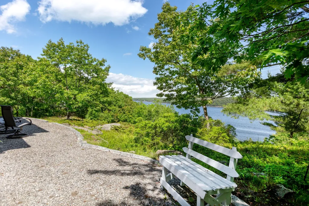 33 Herbert Drive Phippsburg ME 04562