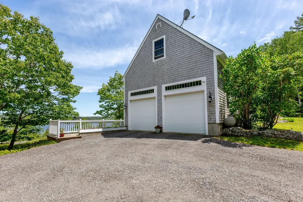 33 Herbert Drive Phippsburg ME 04562