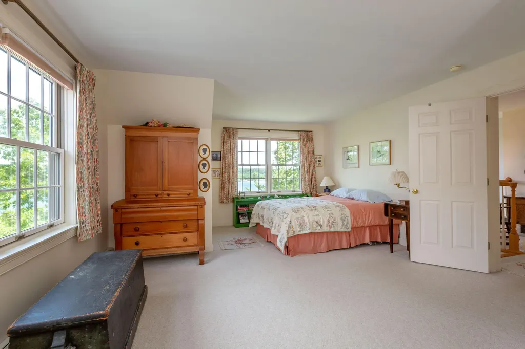33 Herbert Drive Phippsburg ME 04562