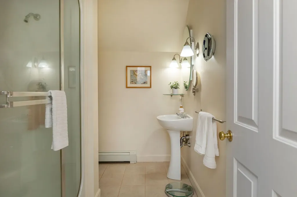 33 Herbert Drive Phippsburg ME 04562