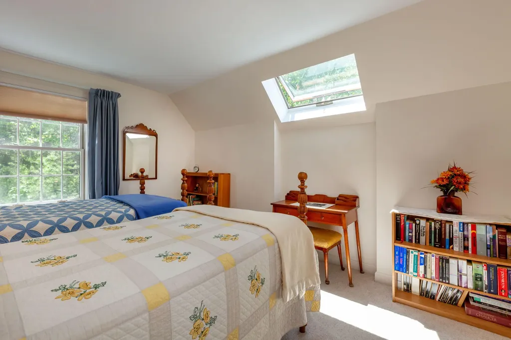 33 Herbert Drive Phippsburg ME 04562