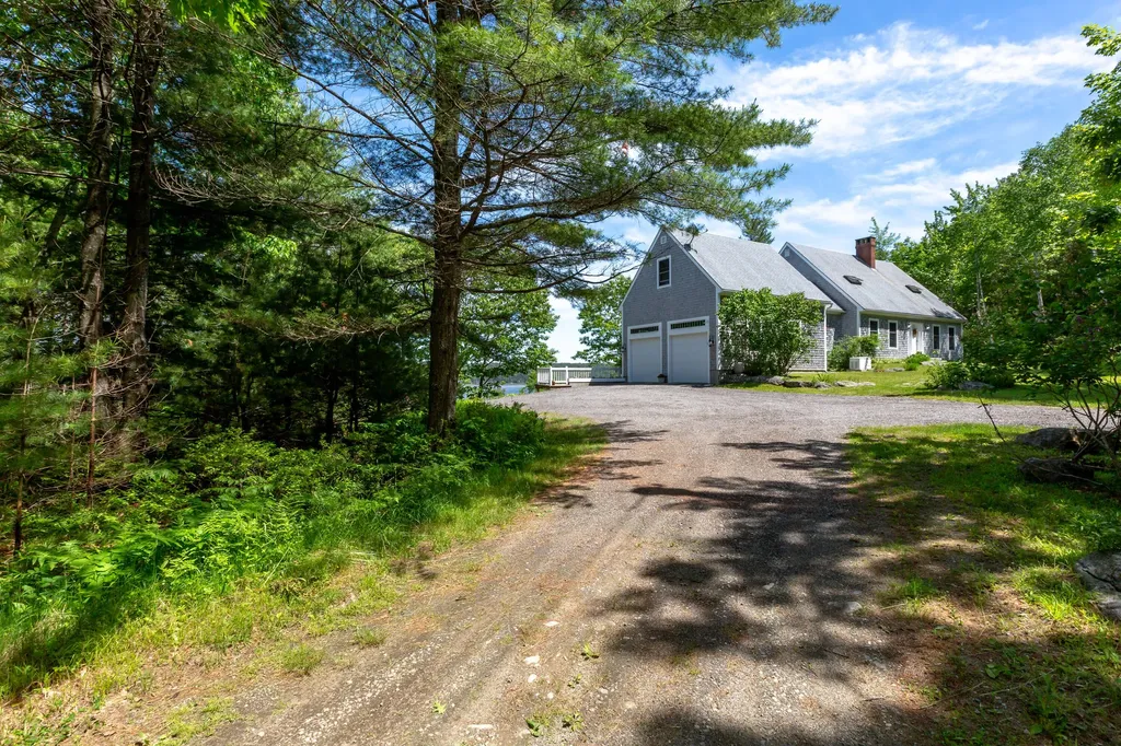 33 Herbert Drive Phippsburg ME 04562
