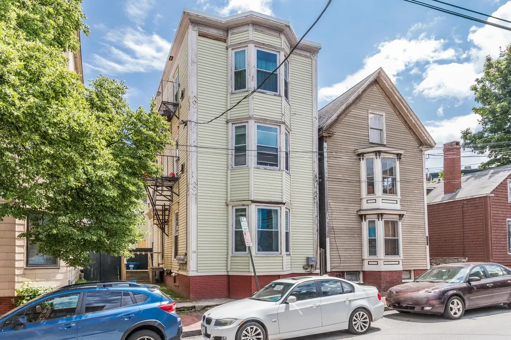 26 Dow Street Portland ME 04102