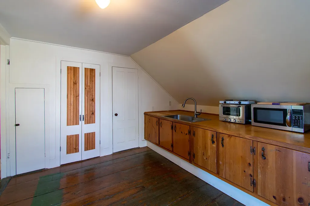 48 Front Street Rockland ME 04841