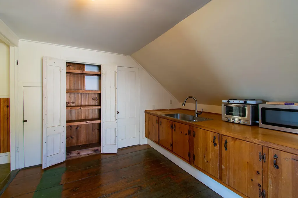 48 Front Street Rockland ME 04841